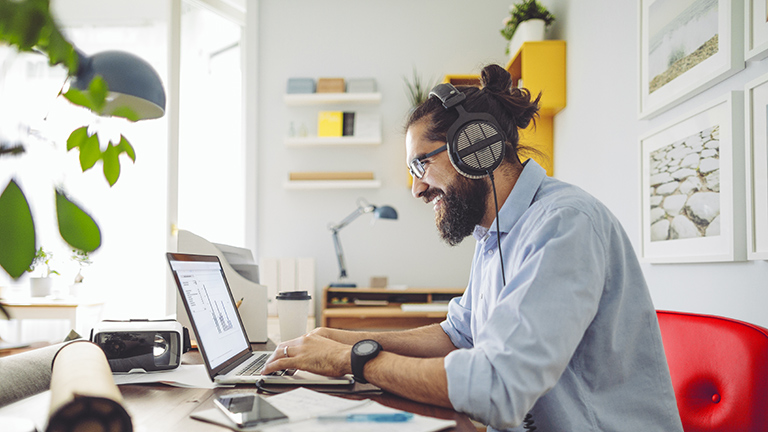 Mobile Banner Personas y trabajo 2022